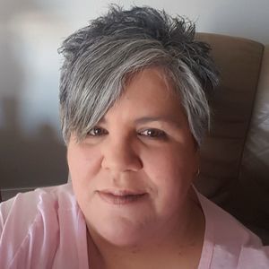 Meet your Posher, Laurie